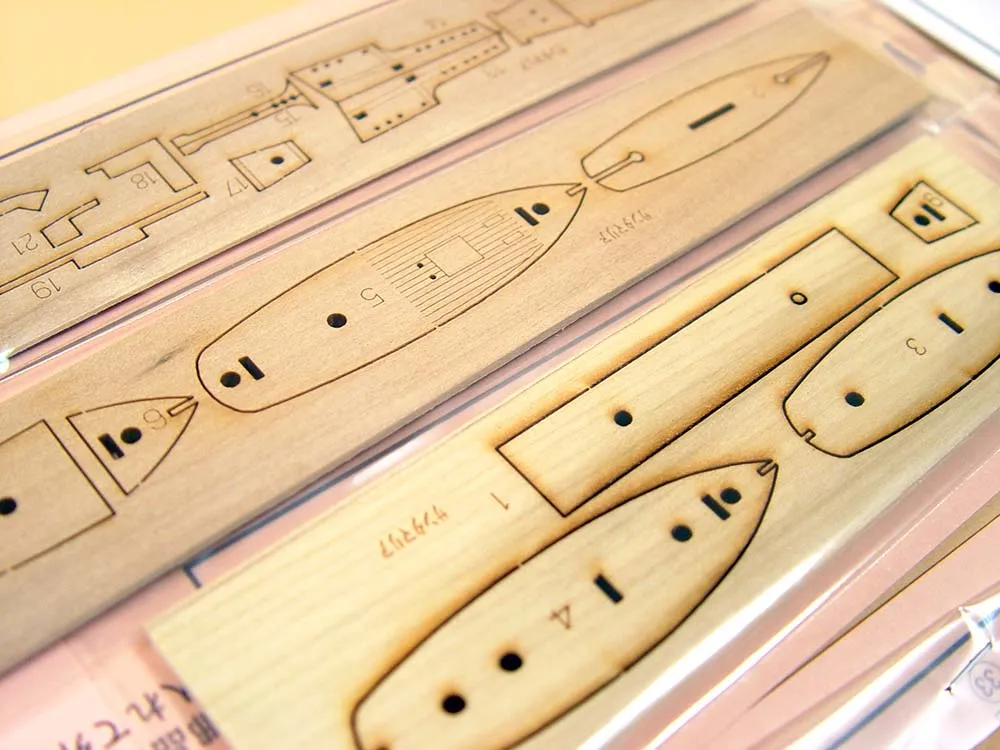 деревянная модель парусника Santa Maria корабль в бутылке