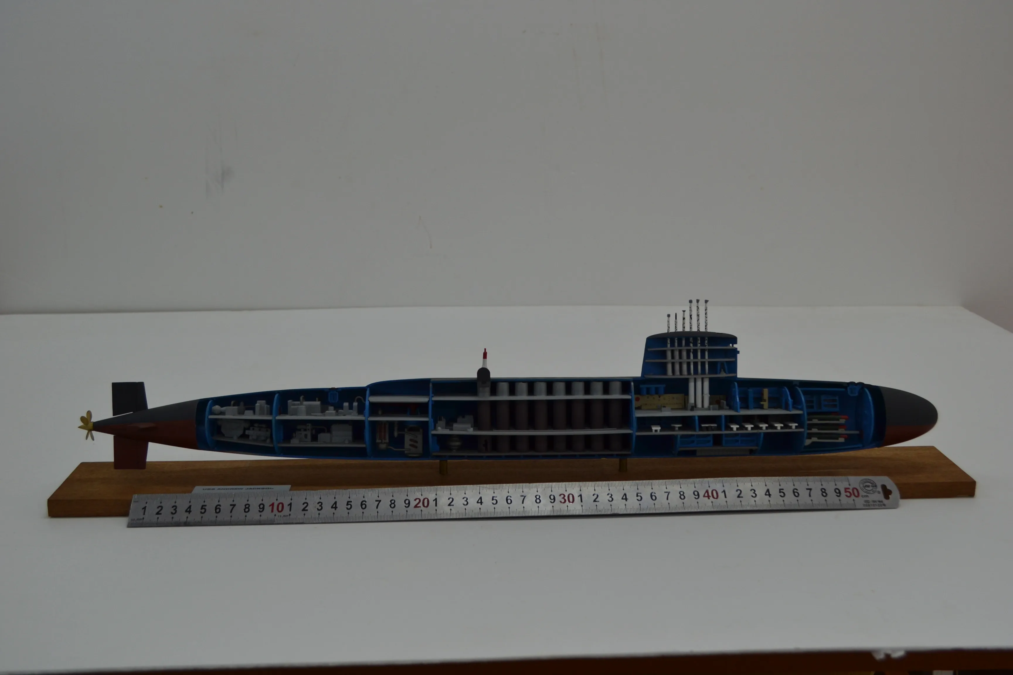 Модель корабля Подводный ракетоносец USS Andrew Jackson (SSBN-619) - Верфь на Столе