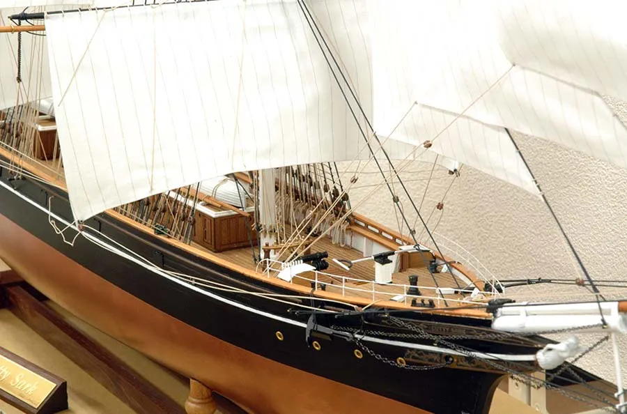 деревянная модель парусника Cutty Sark