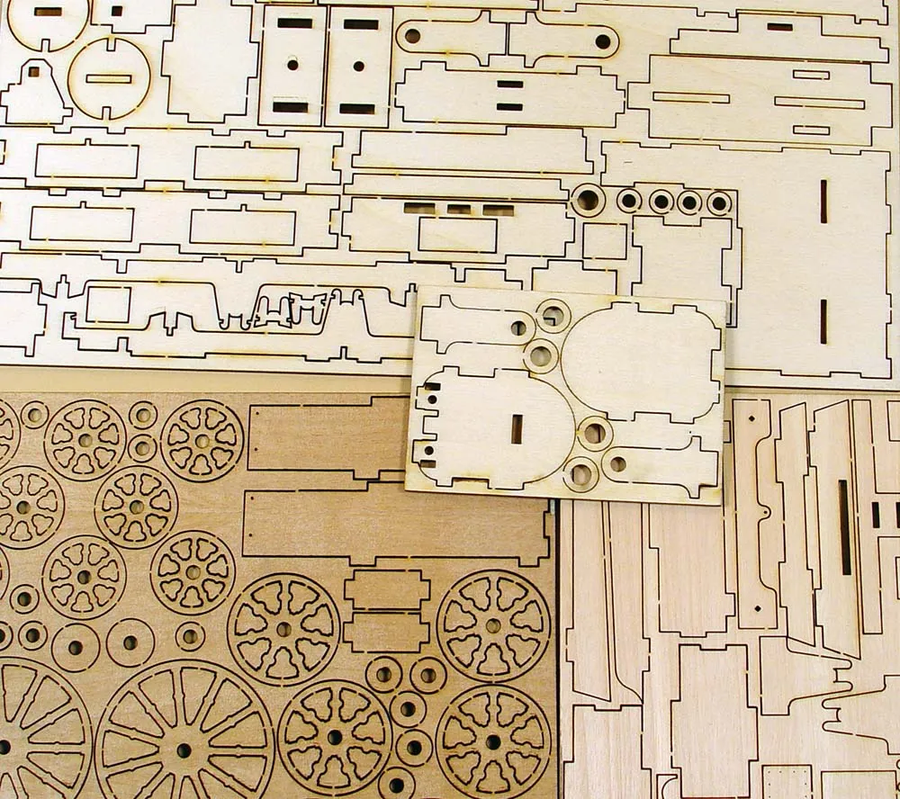 Модель паровоза ADLER + (Полный набор инструментов, клея и краски)