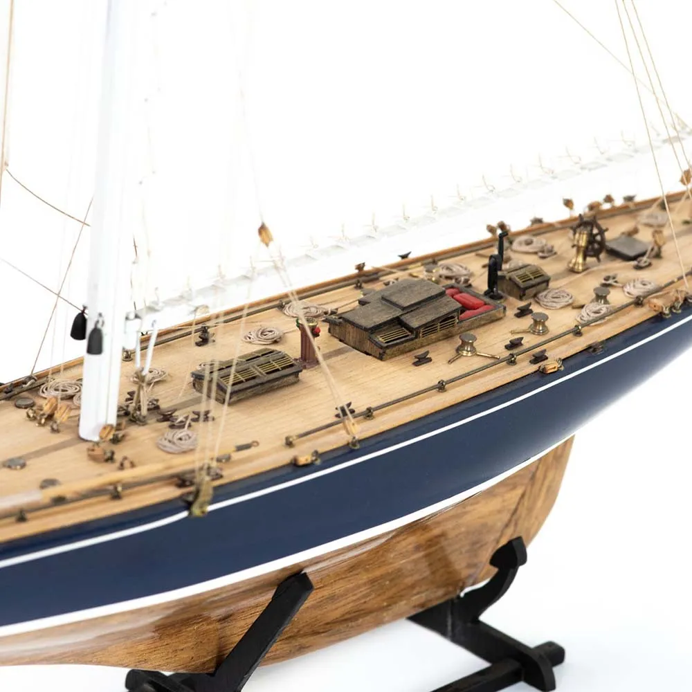 Endeavour America's cup 1934 challenger + (Полный набор инструментов, клея и краски)