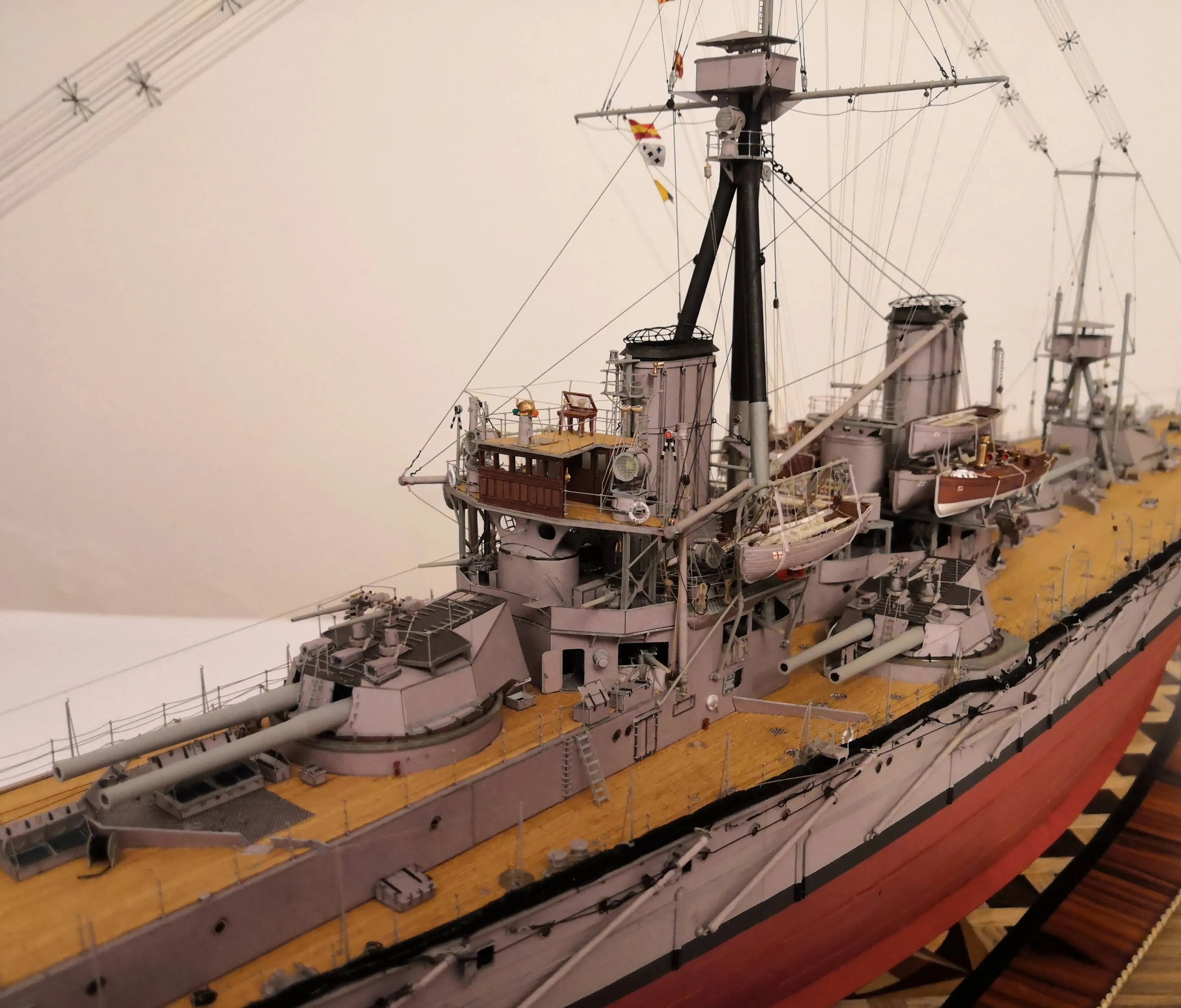 Модель корабля HMS Dreadnough - Верфь на Столе