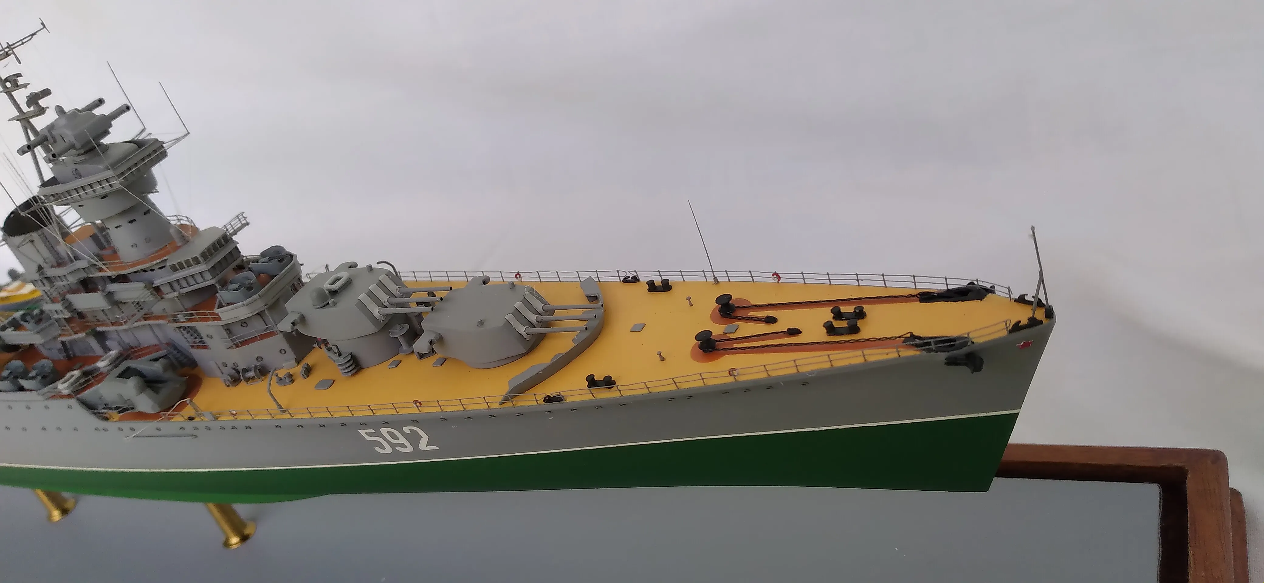 Модель корабля Артиллерийский крейсер "Адмирал Нахимов" - Верфь на Столе