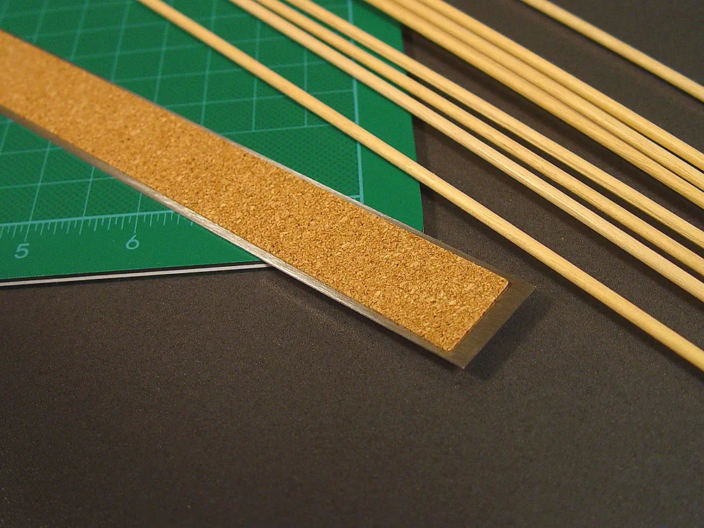 Стальная нескользящая 300 мм линейка