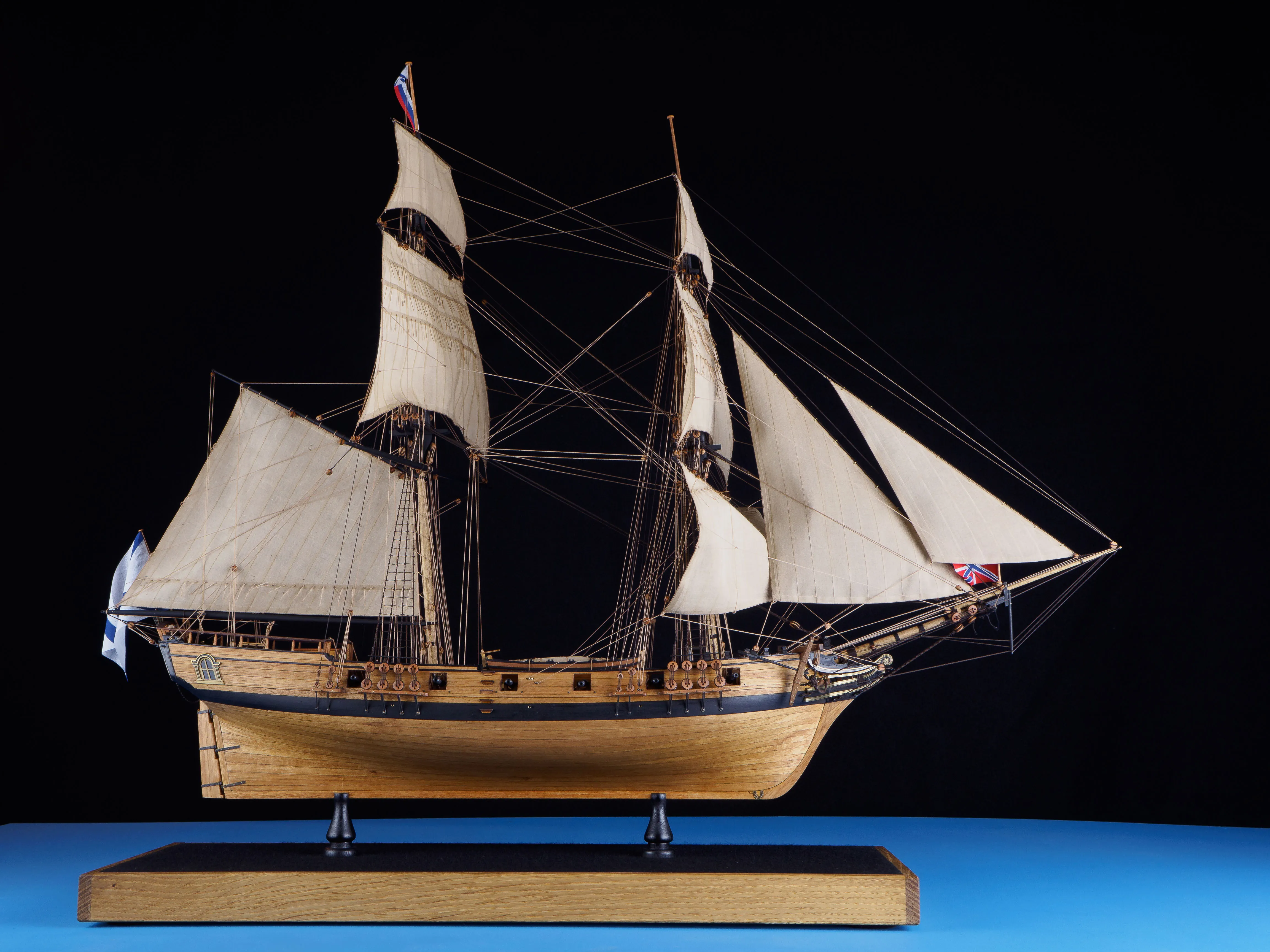 Модель корабля Бригантина "Феникс" - Верфь на Столе