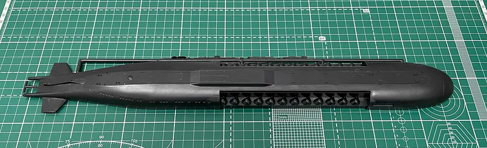 Российский атомный подводный ракетный крейсер К-141 "Курск" (подарочный набор)