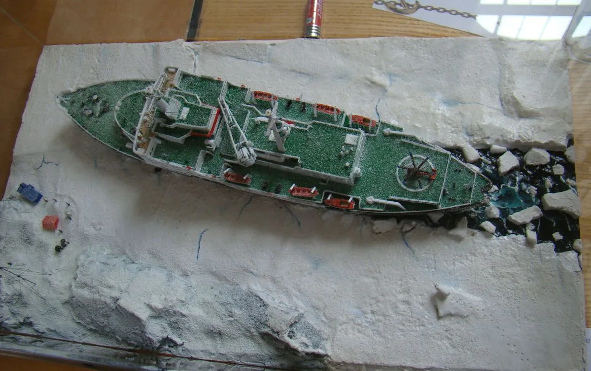 Модель корабля Ледокол «Ленин» во льдах - Верфь на Столе