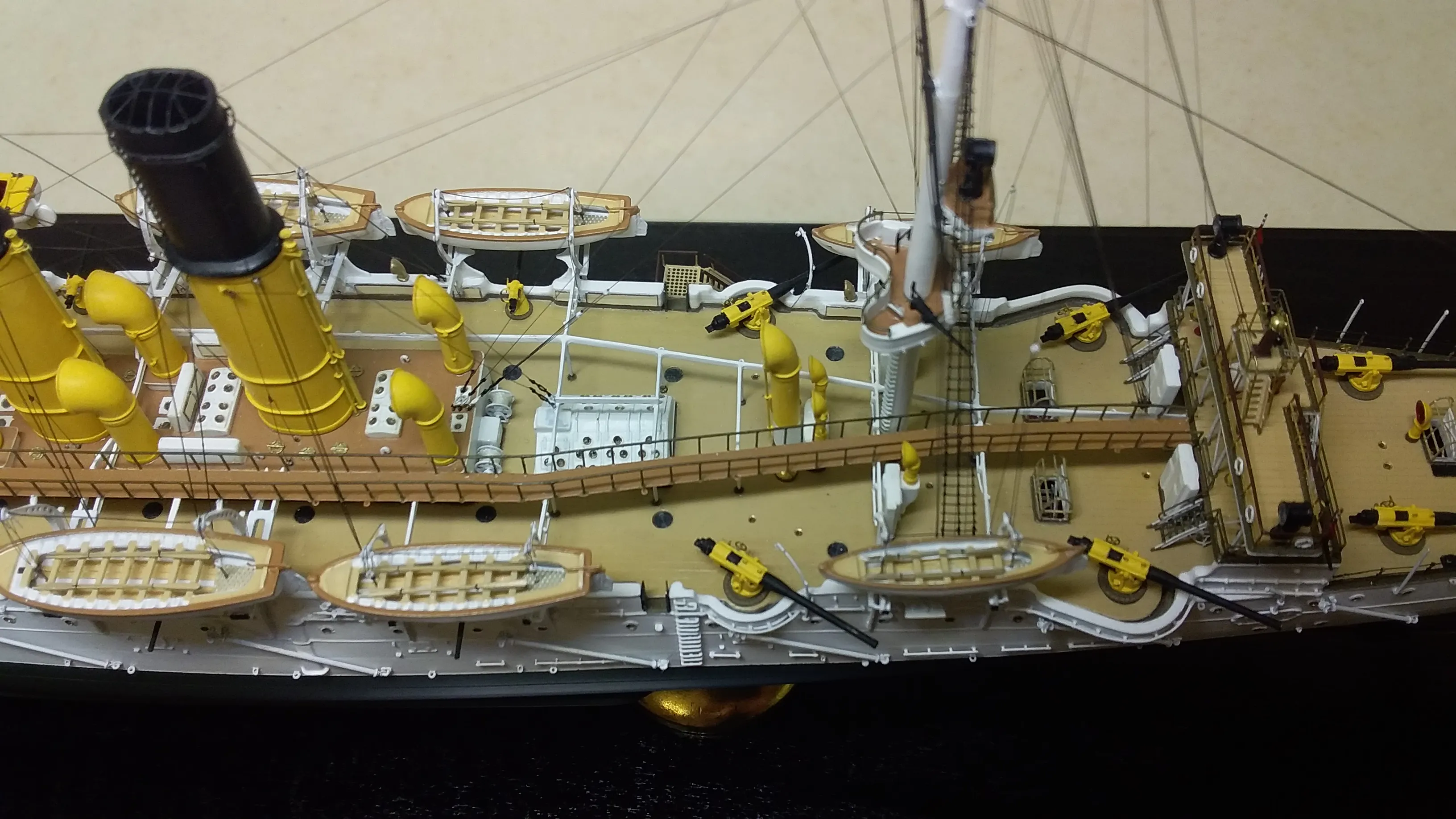 Модель корабля Бронепалубный крейсер 1 ранга «Варяг» - Верфь на Столе