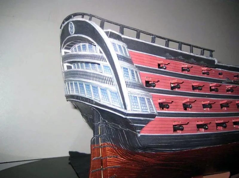 Santisima Trinidad бумажная модель