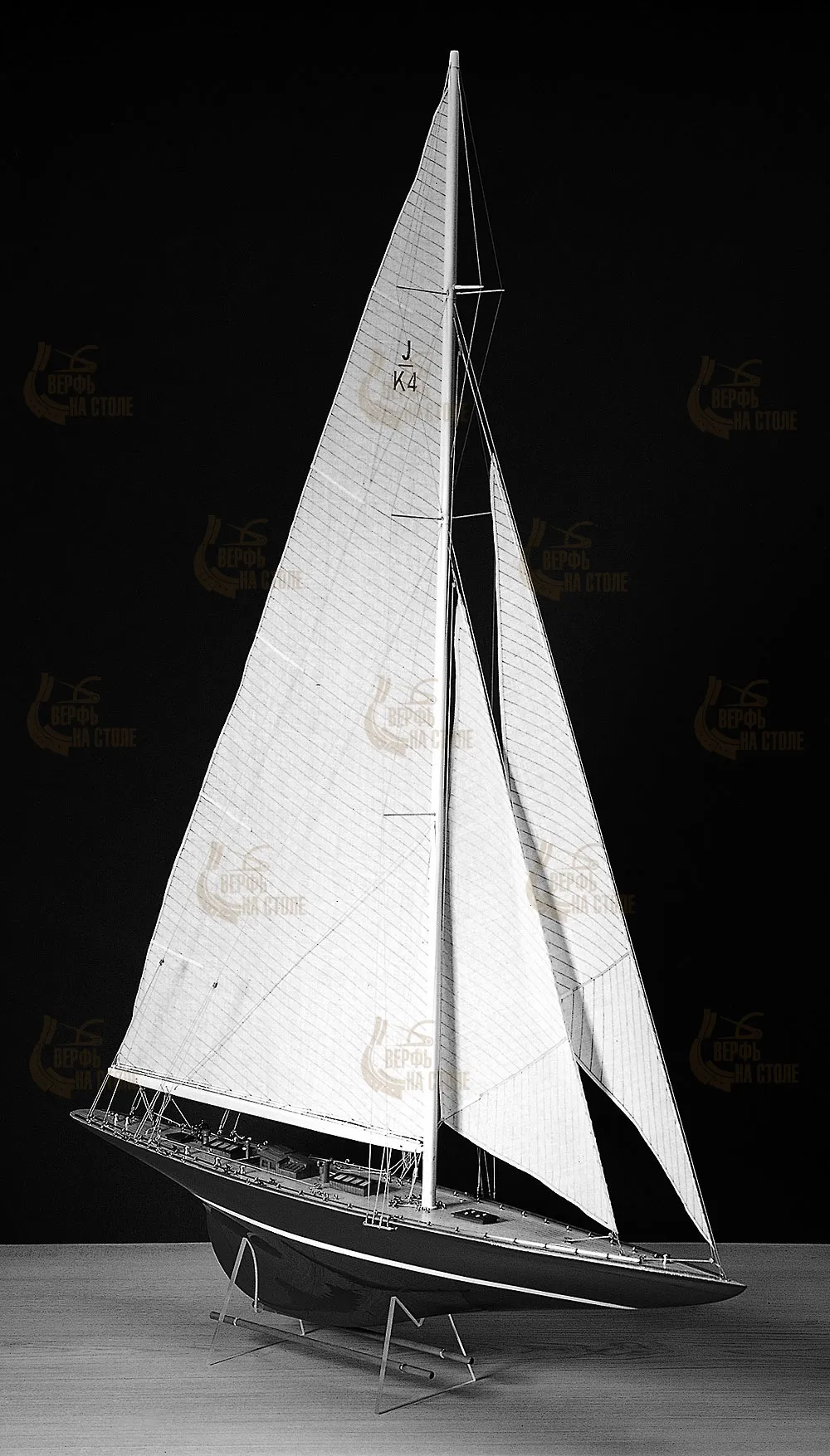 Чертеж яхты ENDEAVOUR