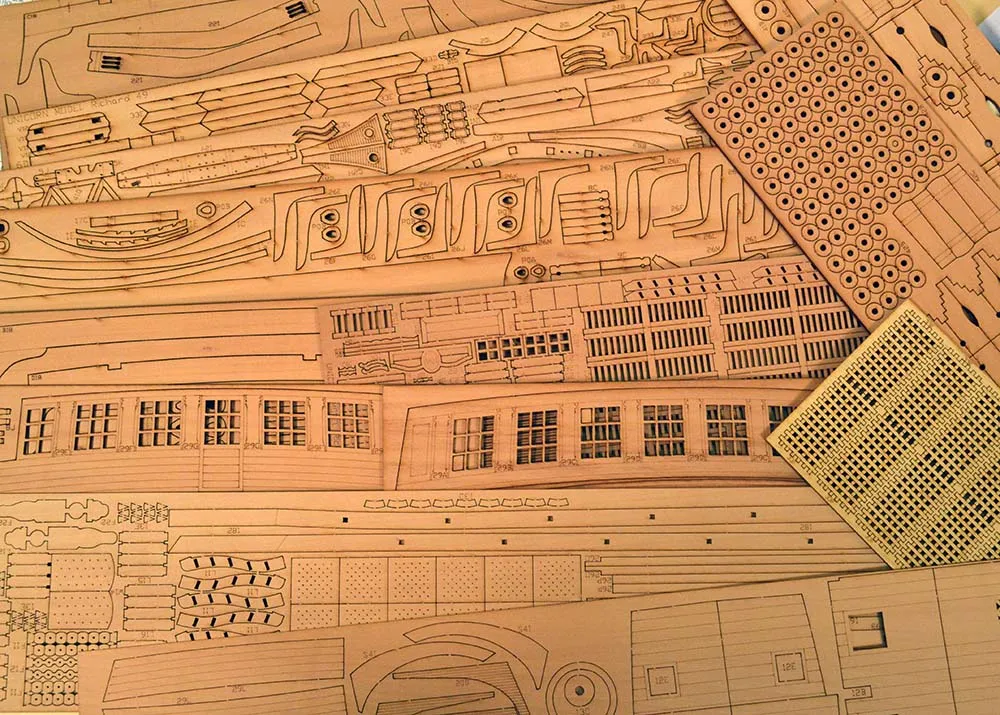 модель корабля для сборки Bonhomme Richard 1779 Премиум версия (самшит-груша)