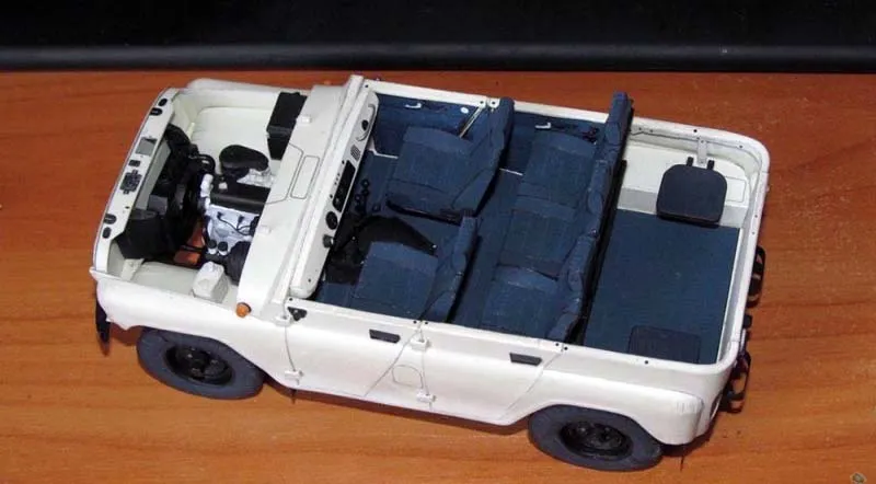 Модель из картона Автомобиль внедорожник 31514