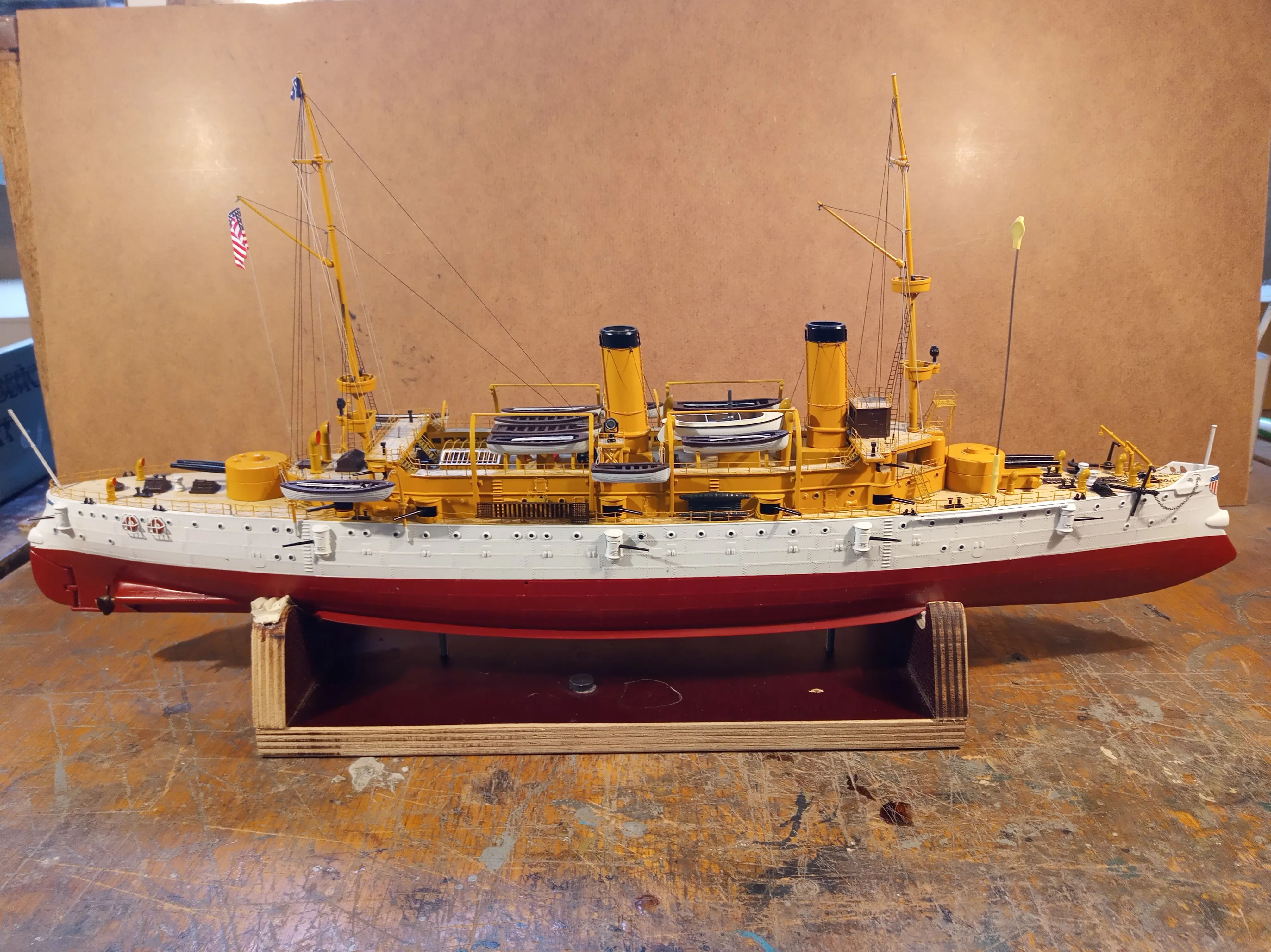 Модель корабля Protected Cruiser USS "OLIMPIA" - Верфь на Столе