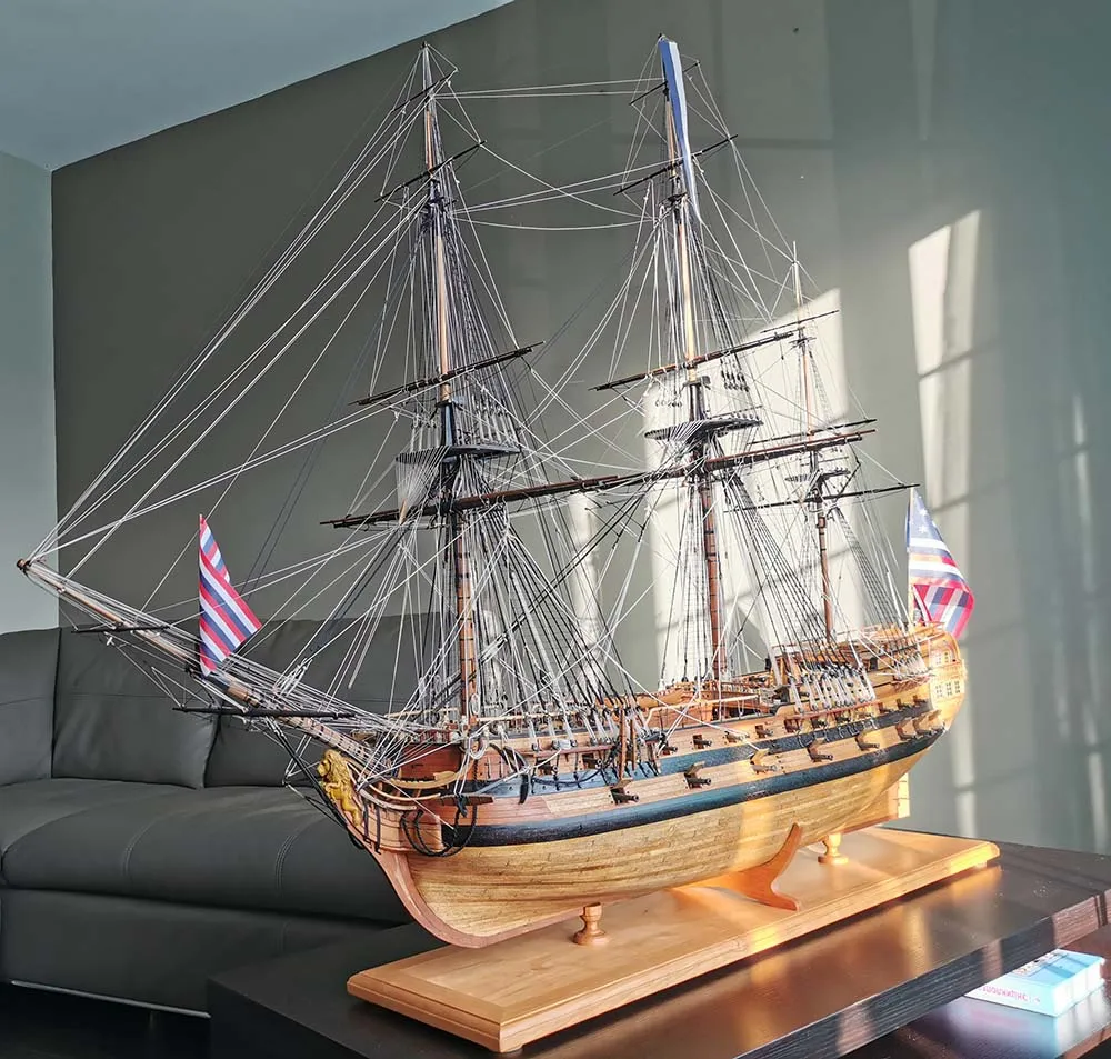 модель корабля для сборки Bonhomme Richard 1779 версия вишня-груша