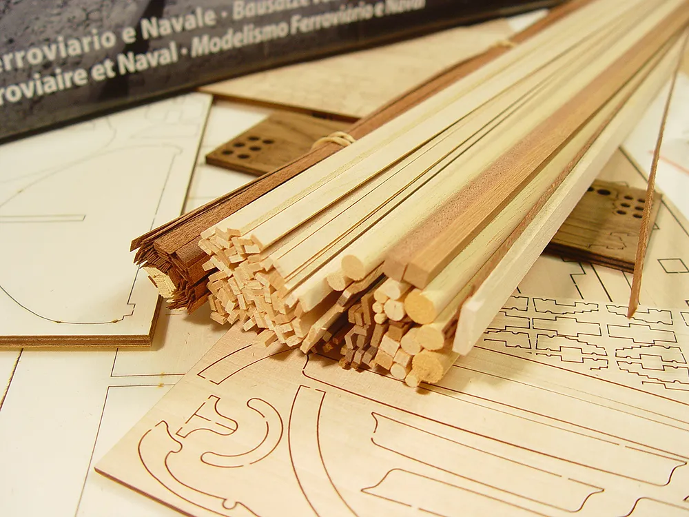 Фрегат Mercedes (Мерседес) + (Полный набор инструментов, клея и краски)