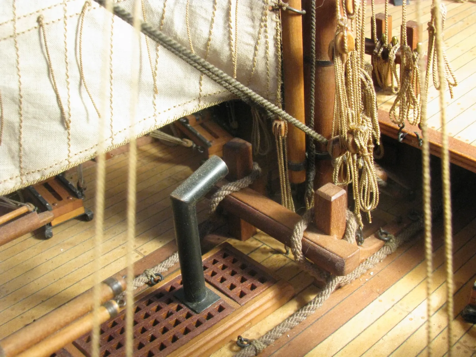 Модель корабля 20-ти пушечный бриг "Парис" - Верфь на Столе