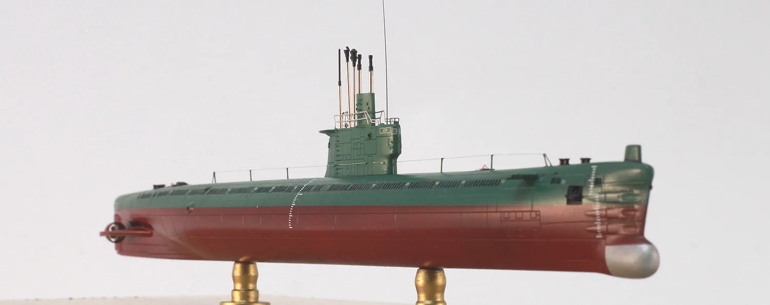 Модель корабля Подволная лодка тип 033 ВМС КНДР - Верфь на Столе