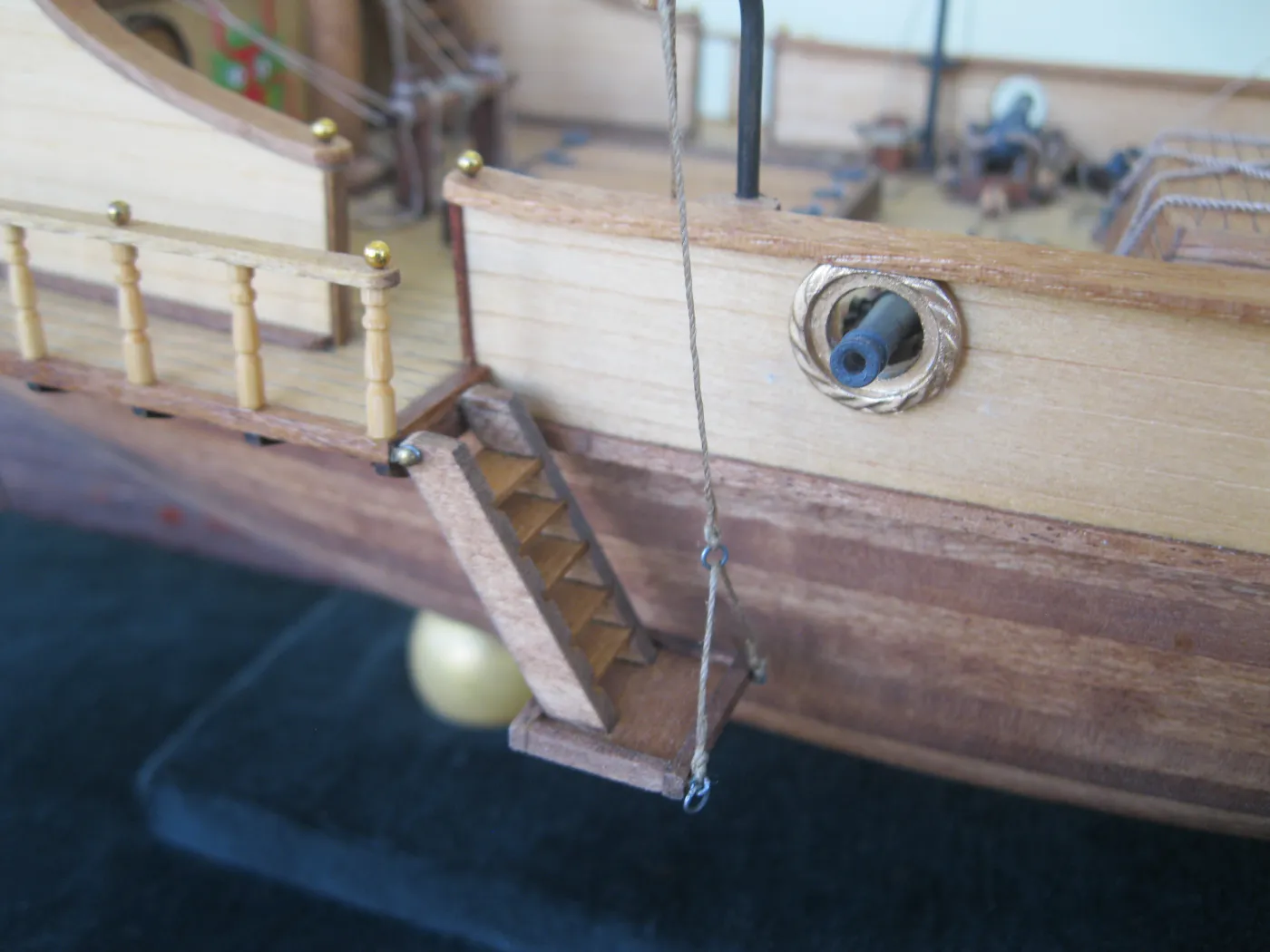 Модель корабля Джонка „RED DRAGON“  - Верфь на Столе