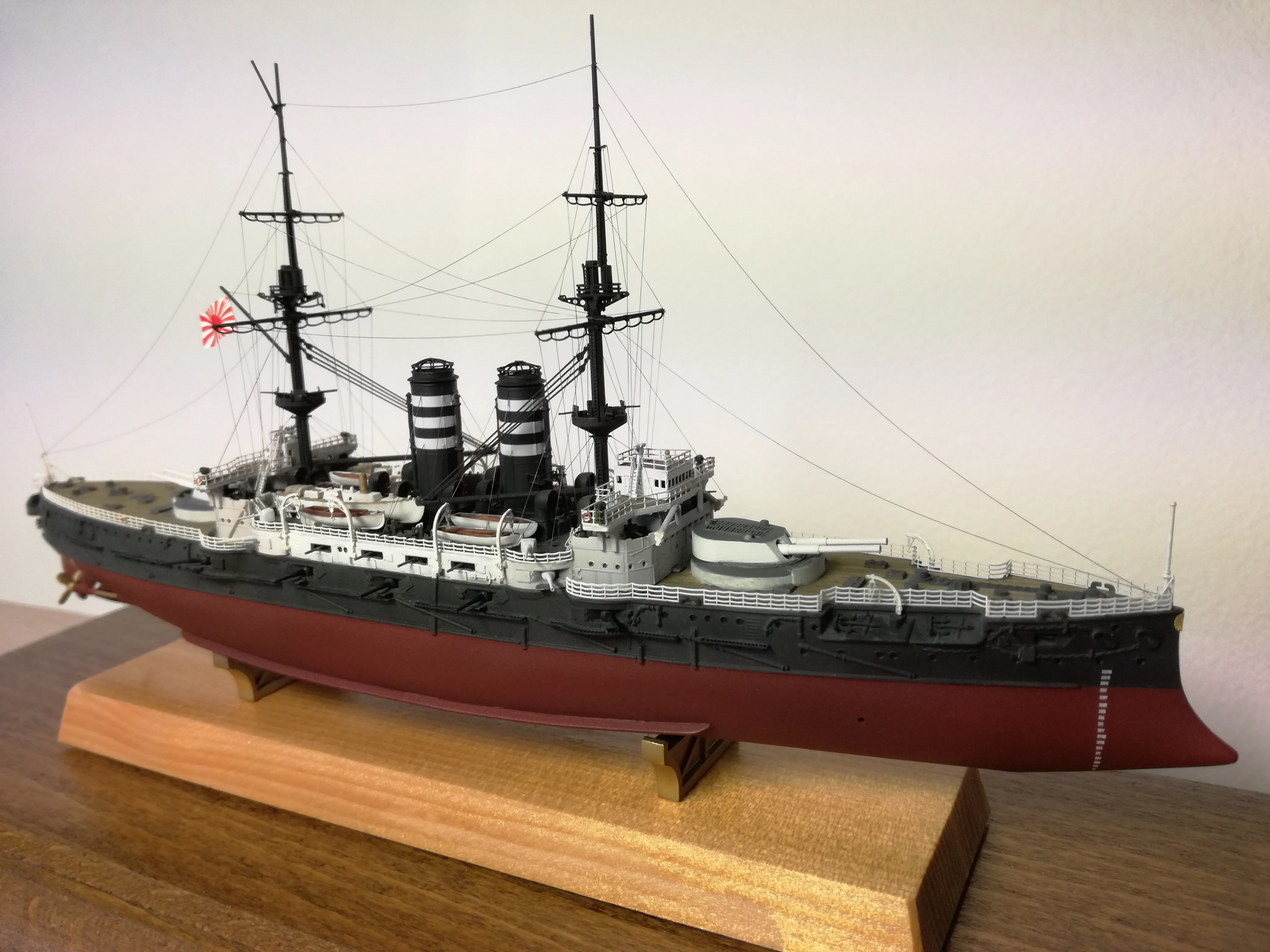 Модель корабля IJN "Mikasa" - Верфь на Столе