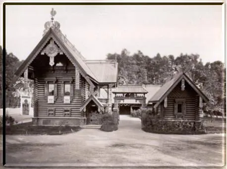 Терем русского подворья, 1873 г, 1900 деталей + (Стартовый набор инструментов)