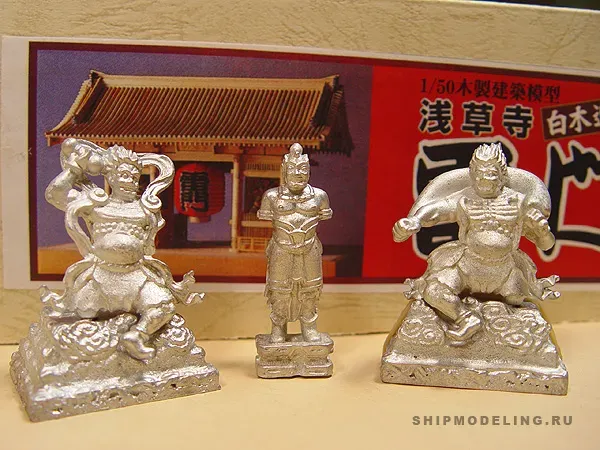 Главные ворота Senso-Ji Kaminarimon