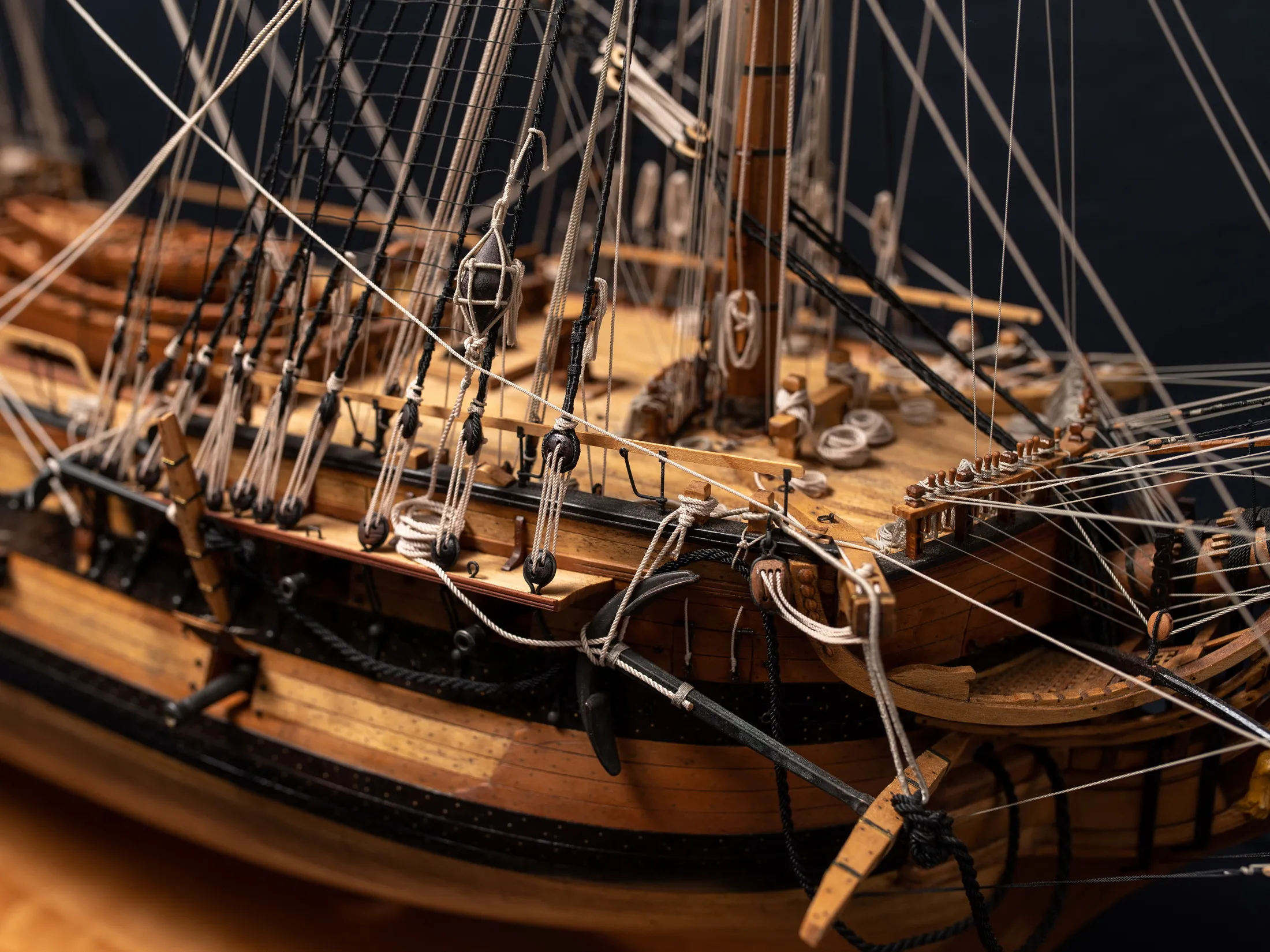 Модель корабля Bonhomme Richard - Верфь на Столе