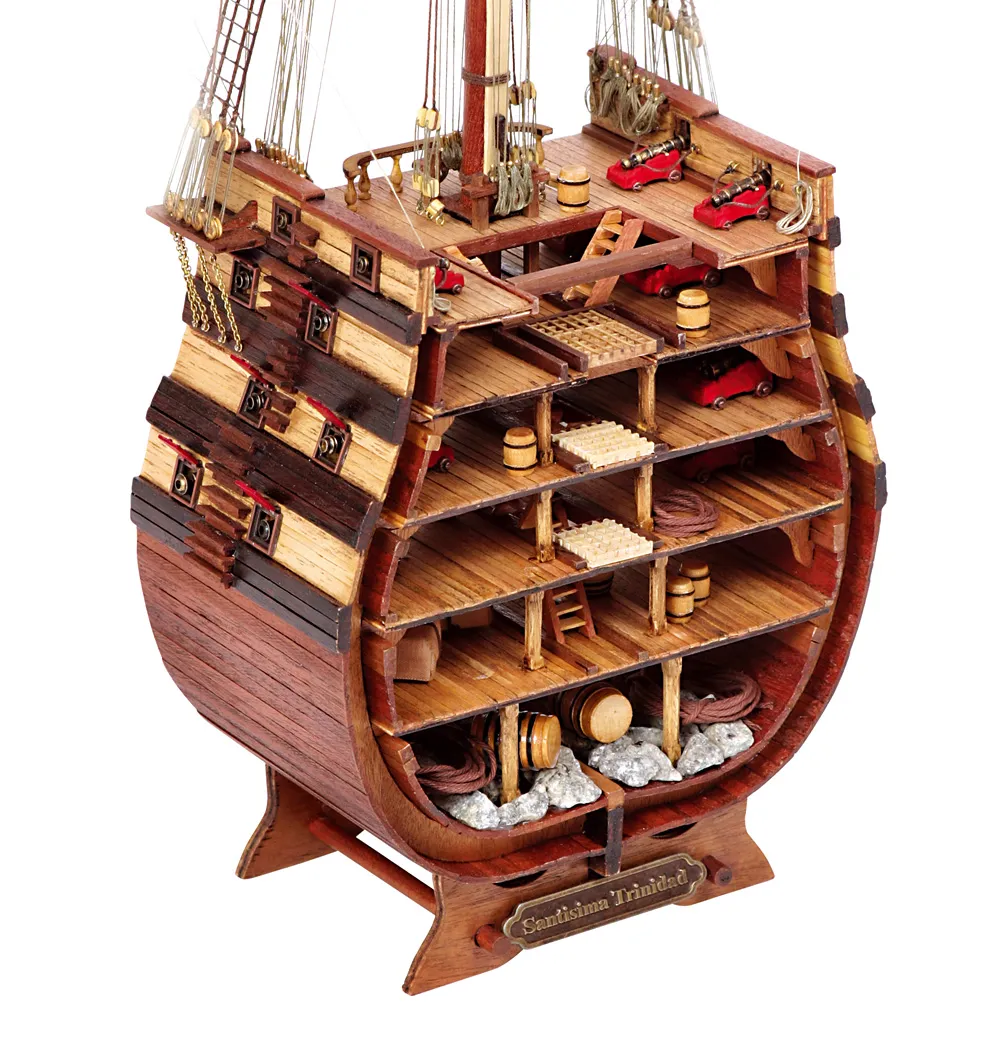 Santisima Trinidad сечение + (Полный набор инструментов, клея и краски)