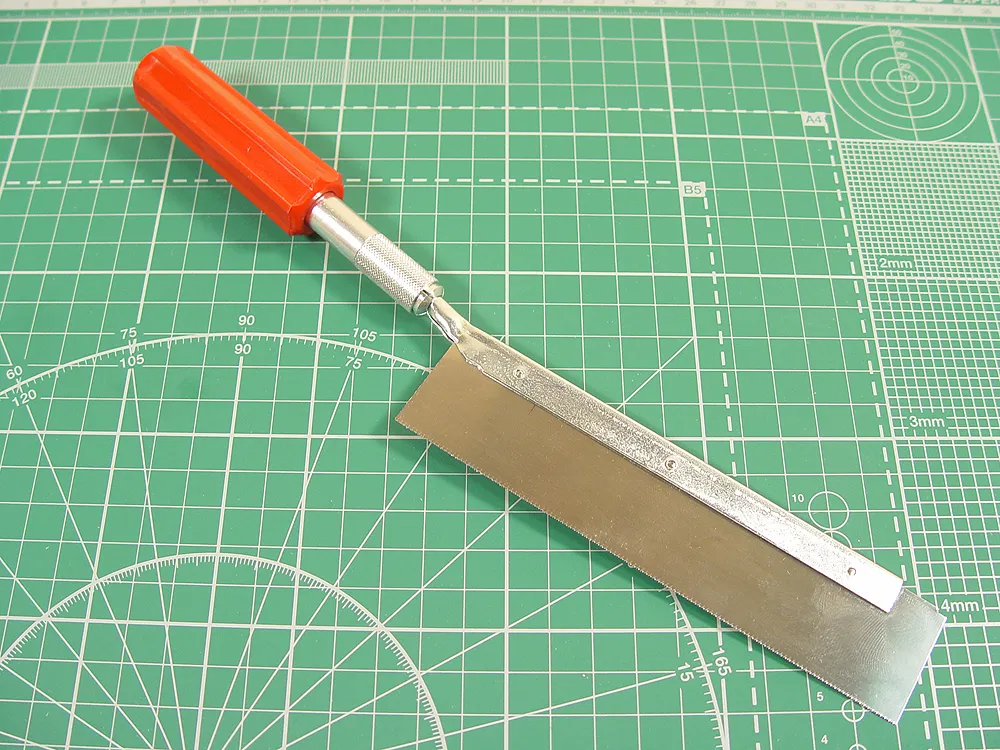 Широкая пилка, 46 зубцов/дюйм (18 зубцов/см)