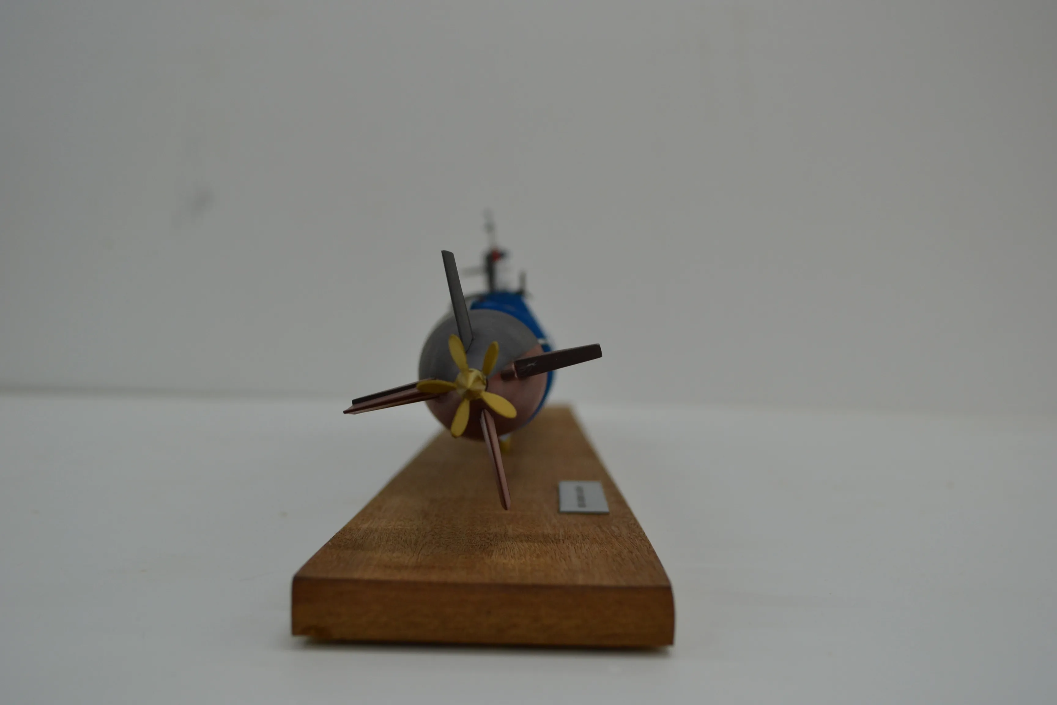 Модель корабля Подводный ракетоносец USS Andrew Jackson (SSBN-619) - Верфь на Столе