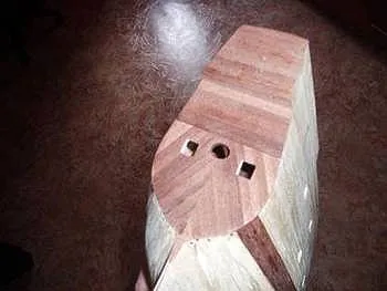 San Martin OcCre. Обшитый транец и первые рейки чистовой обшивки с бортов