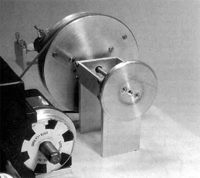 Вид задней части станка